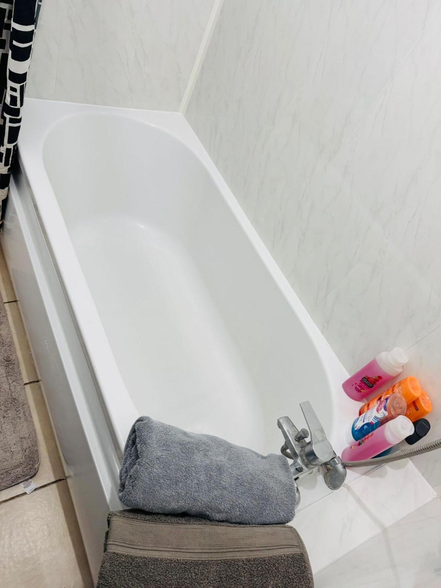 1 Bedroom Flat In Whitechapel, Appartamento Londra