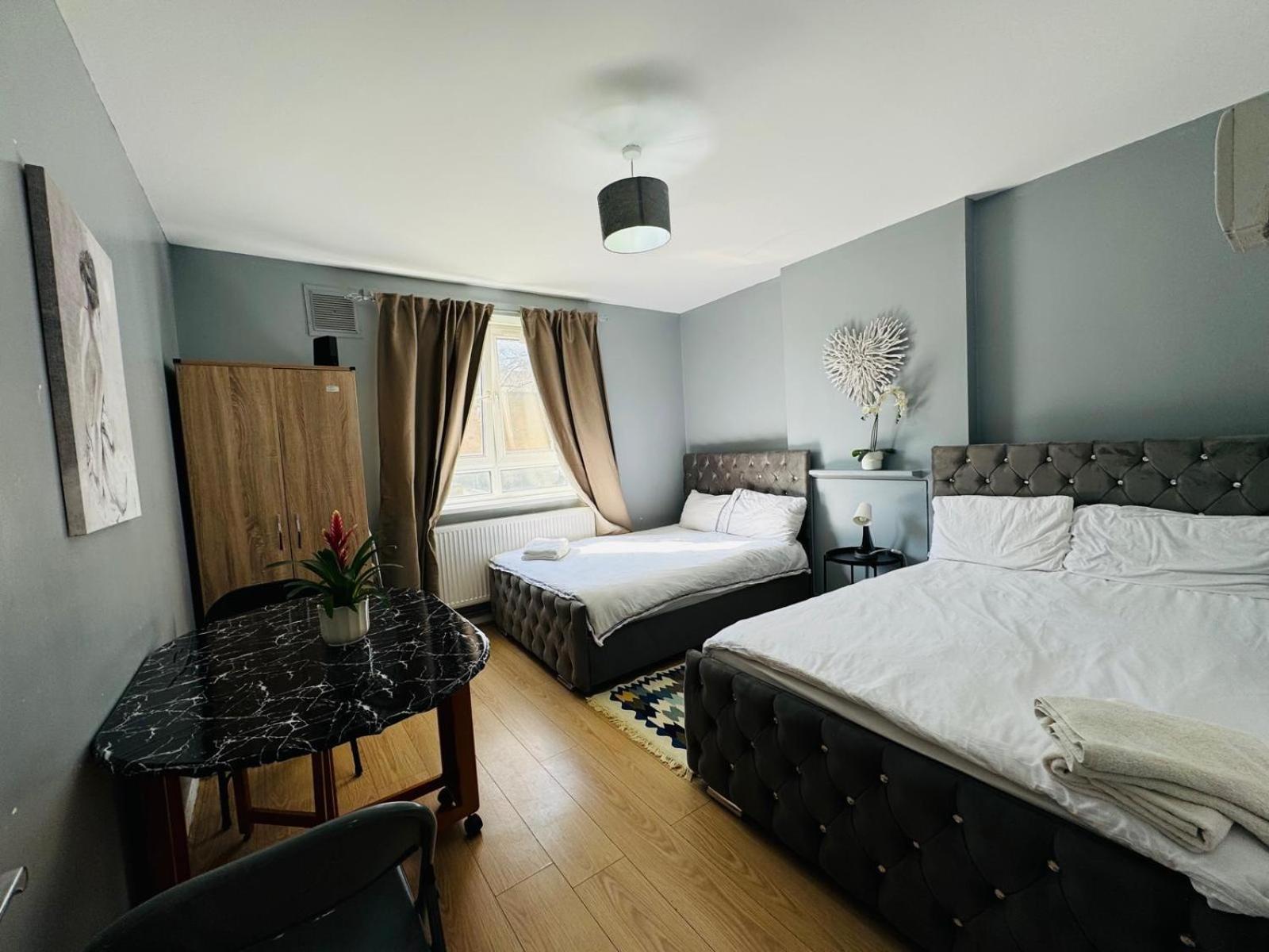 1 Bedroom Flat In Whitechapel, * Londra